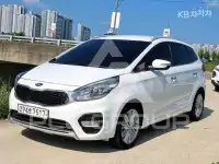 2017 KIA Carens