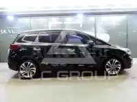 2017 KIA Carens