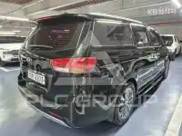 2017 KIA Carnival