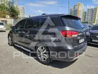 2017 KIA Carnival