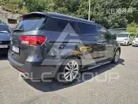 2017 KIA Carnival