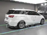 2017 KIA Carnival