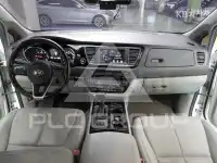2017 KIA Carnival