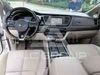 2017 KIA Carnival