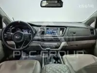2017 KIA Carnival