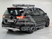 2017 KIA Carnival