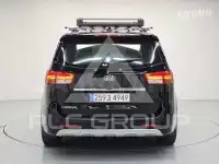 2017 KIA Carnival