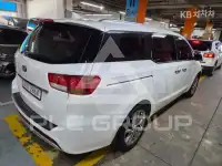 2017 KIA Carnival