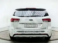 2017 KIA Carnival