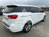 2017 KIA Carnival