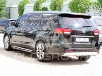 2017 KIA Carnival