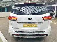 2017 KIA Carnival