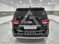 2017 KIA Carnival