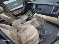 2017 KIA Carnival