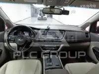 2017 KIA Carnival