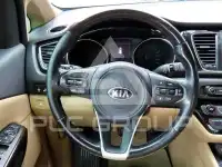 2017 KIA Carnival