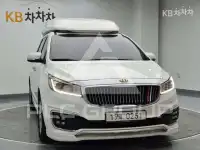 2017 KIA Carnival
