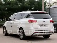2017 KIA Carnival