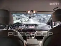 2017 KIA Carnival