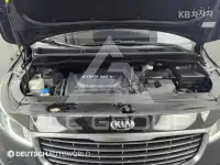 2017 KIA Carnival