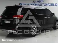 2017 KIA Carnival