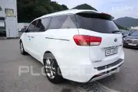 2017 KIA Carnival