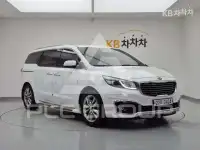 2017 KIA Carnival