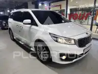 2017 KIA Carnival