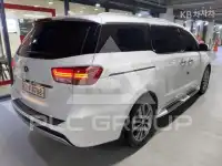 2017 KIA Carnival