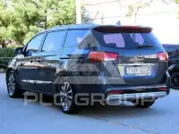 2017 KIA Carnival