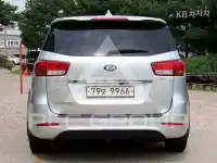 2017 KIA Carnival