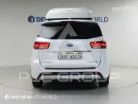 2017 KIA Carnival