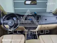 2017 KIA Carnival