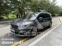 2017 KIA Carnival