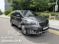 2017 KIA Carnival