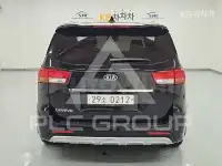 2017 KIA Carnival