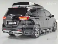2017 KIA Carnival