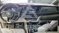 2017 KIA Carnival
