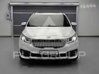 2017 KIA Carnival