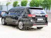 2017 KIA Carnival