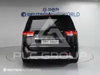 2017 KIA Carnival