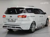 2017 KIA Carnival