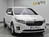 2017 KIA Carnival