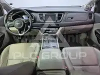 2017 KIA Carnival