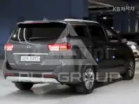 2017 KIA Carnival