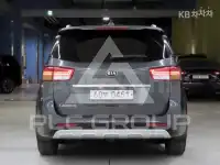 2017 KIA Carnival