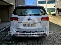 2017 KIA Carnival