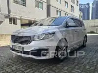 2017 KIA Carnival