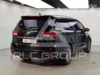 2017 KIA Carnival