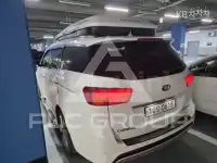 2017 KIA Carnival